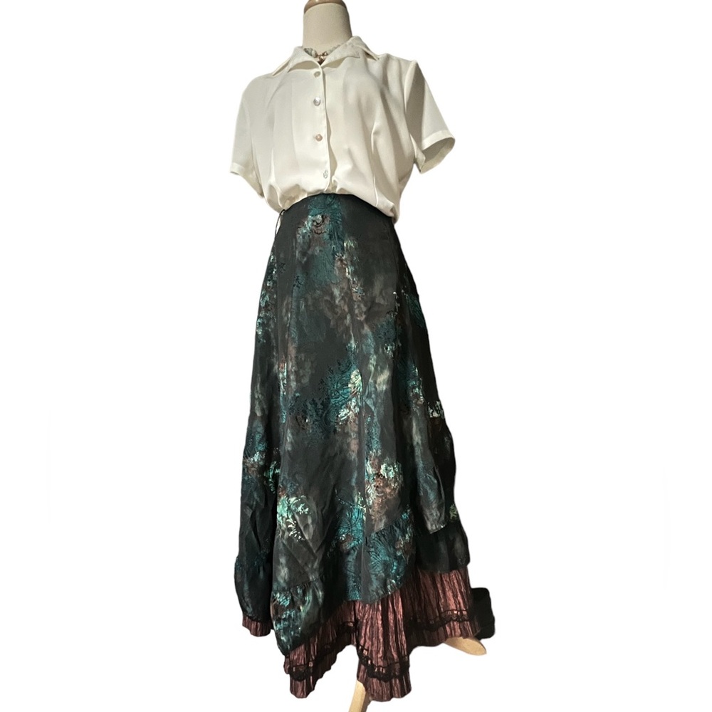 Green layered crepe skirt